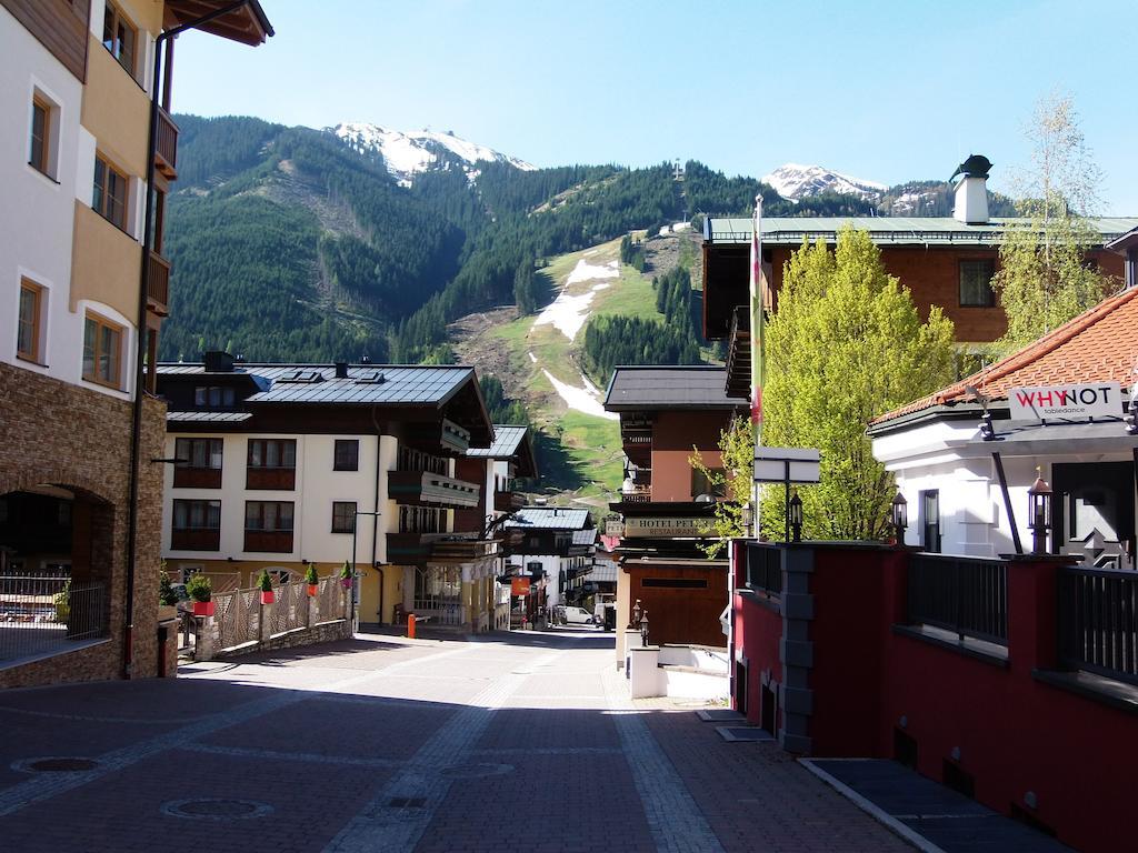Apartament Haus Bergheim Saalbach-Hinterglemm Zewnętrze zdjęcie